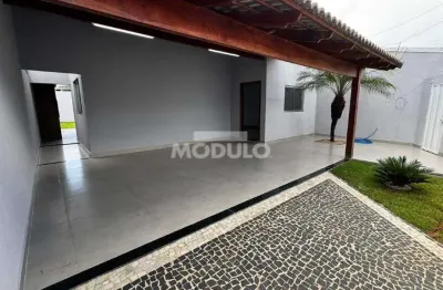 Casa residencial à venda, 3 quartos, 1 suíte, 4 vagas, jardim europa - uberlândia/mg