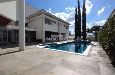 Casa com 5 quartos para alugar na Rua Avelina Rodrigues Oliveira, --, Morada da Colina, Uberlândia