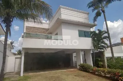 Casa em condomínio fechado com 3 quartos para alugar na Vinhedos, --, Gávea Hill, Uberlândia