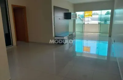 Apartamento à venda, 3 quartos, 1 suíte, 2 vagas, nossa senhora aparecida - uberlândia/mg