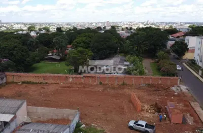 Terreno à venda na Rua Pio XII, --, Saraiva, Uberlândia