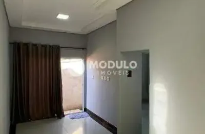 Casa residencial à venda, 3 quartos, 1 suíte, 1 vaga, luizote de freitas - uberlândia/mg