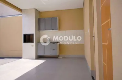 Casa a venda laranjeiras , 3 quartos, suite, espaço gourmet com churrasqueira