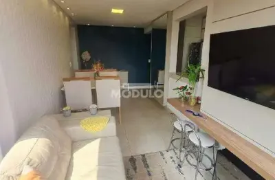 Apartamento à venda, 2 quartos, 1 suíte, 1 vaga, bosque dos buritis - uberlândia/mg