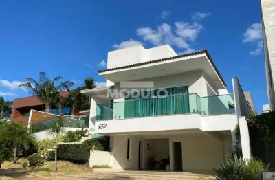 Casa em condomínio mobiliada para locação no bairro gavea com 4 suítes
