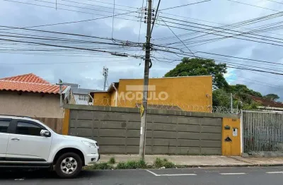 Casa para alugar na Avenida Araguari, --, Martins, Uberlândia