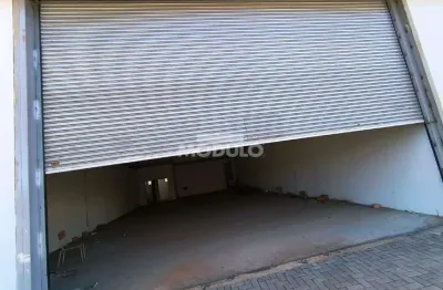 Barracão / Galpão / Depósito para alugar na Avenida João Naves de Ávila, --, Santa Mônica, Uberlândia