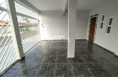 Sobrado à venda, 4 quartos, 2 suítes, 2 vagas, cidade jardim - uberlândia/mg