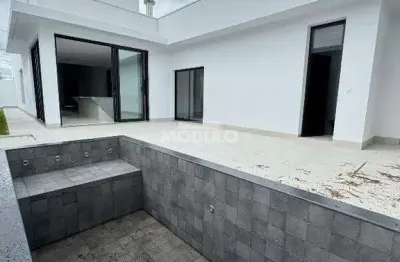 Casa de condomínio à venda, 3 quartos, 3 suítes, 4 vagas, laranjeiras - uberlândia/mg