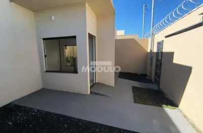 Casa residencial para locação bairro shopping park com 2 quartos
