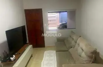 Casa residencial à venda, 3 quartos, 3 vagas, jardim ipanema - uberlândia/mg