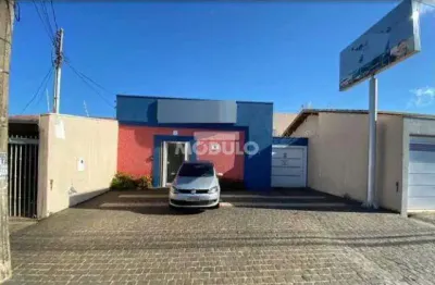 Casa comercial para locação no bairro osvaldo rezende