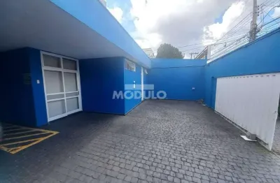 Casa comercial para alugar na Rua Arthur Bernardes, --, Martins, Uberlândia