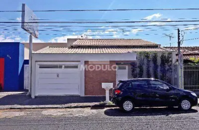 Casa comercial para locação no bairro osvaldo rezende