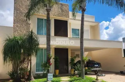 Casa em condomínio para locação, bairro aclimação com 3 suítes