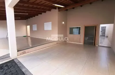 Casa residencial para locação bairro tibery com 4 quartos