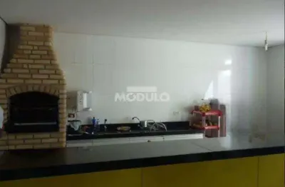 Casa residencial semi mobiliada para locação no jardim europa