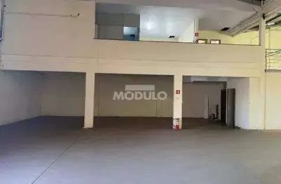Barracão / Galpão / Depósito para alugar na Av Joao Leao, --, Custódio Pereira, Uberlândia