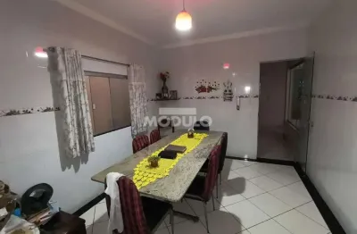 Casa residencial à venda, 5 quartos, 1 suíte, 12 vagas, cidade jardim - uberlândia/mg