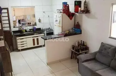Casa residencial à venda, 2 quartos, 3 vagas, shopping park - uberlândia/mg
