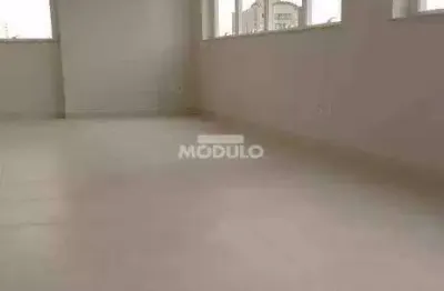 Sala comercial para alugar na Avenida Rondon Pacheco, --, Tabajaras, Uberlândia