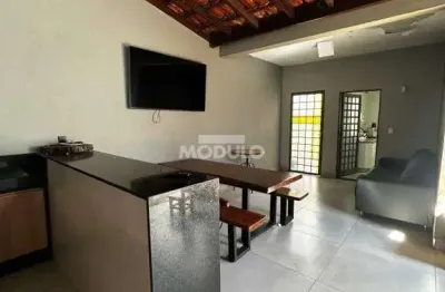 Casa residencial à venda, 3 quartos, 1 suíte, jardim patricia - uberlândia/mg