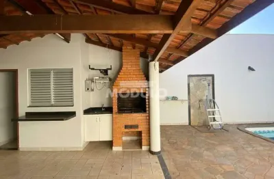 Casa residencial à venda, 4 quartos, 4 suítes, 4 vagas, morada da colina - uberlândia/mg