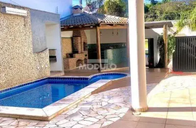 Casa residencial à venda, 3 quartos, 2 suítes, dona zulmira - uberlândia/mg