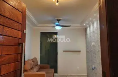 Casa residencial à venda, 3 quartos, 1 suíte, 3 vagas, granada - uberlândia/mg