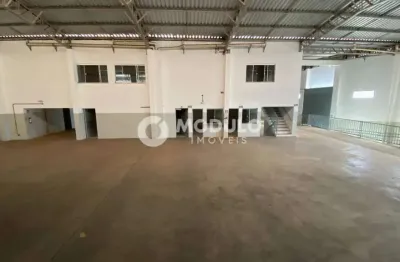 Barracão / Galpão / Depósito para alugar na Avenida Antônio Thomaz Ferreira Rezende, --, Marta Helena, Uberlândia