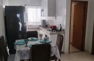 Casa residencial à venda, 2 quartos, 1 suíte, 2 vagas, jardim brasília - uberlândia/mg