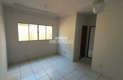 Apartamento para locação no chácaras tubalina e quartel