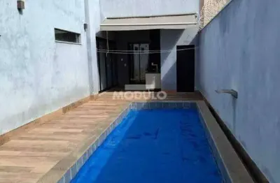 Casa residencial à venda, 3 quartos, 3 suítes, 3 vagas, vigilato pereira - uberlândia/mg