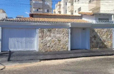 Casa com 3 quartos para alugar na Rua Maria Dirce Ribeiro, --, Santa Mônica, Uberlândia