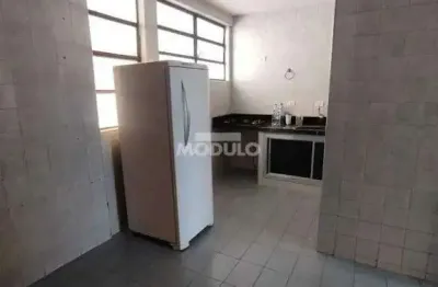 Apartamento à venda, 3 quartos, 1 vaga, osvaldo rezende - uberlândia/mg