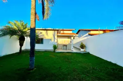Casa residencial à venda, 3 quartos, 1 suíte, 3 vagas, segismundo pereira - uberlândia/mg