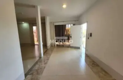 Apartamento com 3 quartos para alugar na Avenida José Fonseca e Silva, --, Jardim Europa, Uberlândia