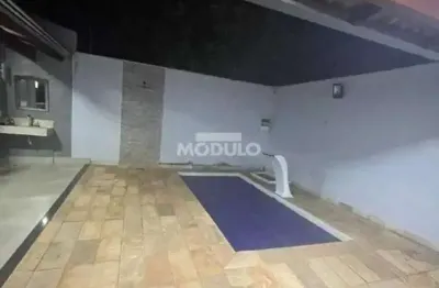 Casa residencial à venda, 3 quartos, 1 suíte, 3 vagas, jardim europa - uberlândia/mg