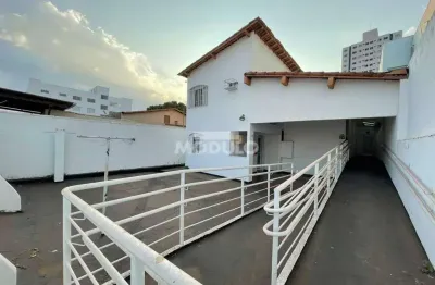 Casa comercial para alugar na Avenida Rio Branco, --, Cazeca, Uberlândia