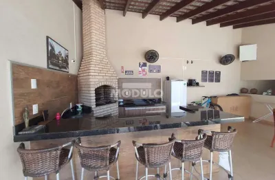 Casa residencial à venda, 2 vagas, jardim holanda - uberlândia/mg