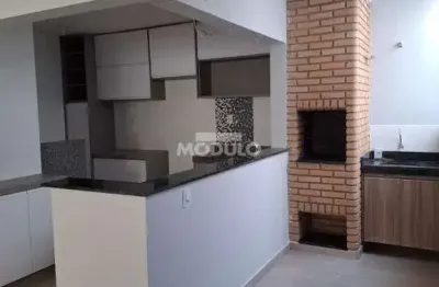 Apartamento à venda, 2 quartos, 1 suíte, 1 vaga, novo mundo - uberlândia/mg
