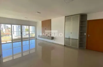 Apartamento com 4 quartos para alugar na Rua Johen Carneiro, --, Tabajaras, Uberlândia