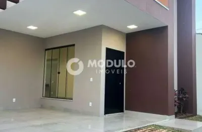 Casa residencial em uberlândia – planalto, zona oeste | 143 m² de área interna em terreno de 240 m²