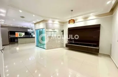 Casa residencial à venda, 3 quartos, 1 suíte, 2 vagas, jardim canaa - uberlândia/mg