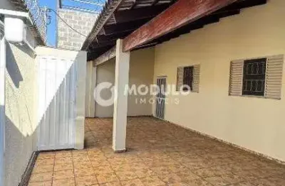 Casa residencial à venda, 3 quartos, 2 vagas, minas gerais - uberlândia/mg