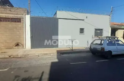Barracão / Galpão / Depósito para alugar na Rua República do Piratini, --, Nossa Senhora das Graças, Uberlândia