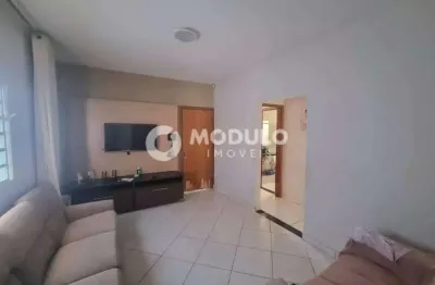Casa disponível para locação no bairro alto umuarama.