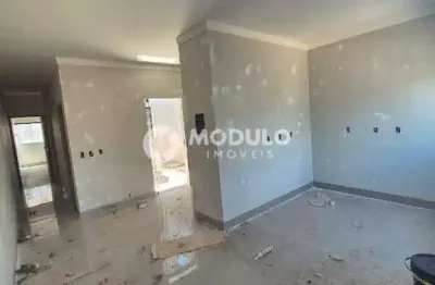 Casa residencial à venda, 2 quartos, 1 suíte, 1 vaga, jardim ipanema - uberlândia/mg