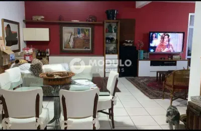 Apartamento à venda, 3 quartos, 1 suíte, centro - uberlândia/mg