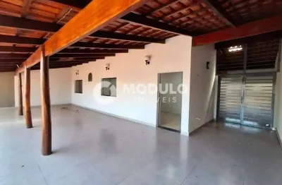 Casa residencial disponível para locação no saraiva.